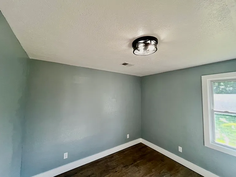 29 Shady Ln — Photo 8