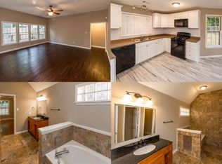 6937 Wood Creek Ln, Rex, GA 30273