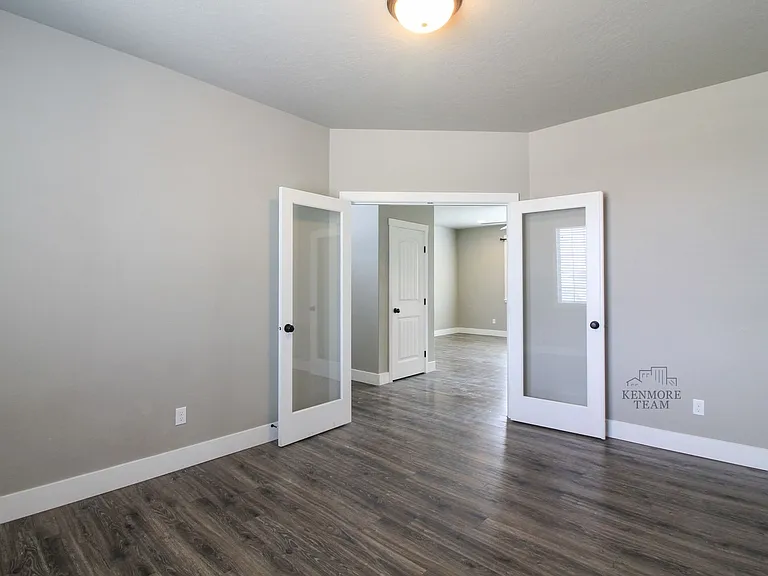 4380 S Anderson Pl — Photo 5