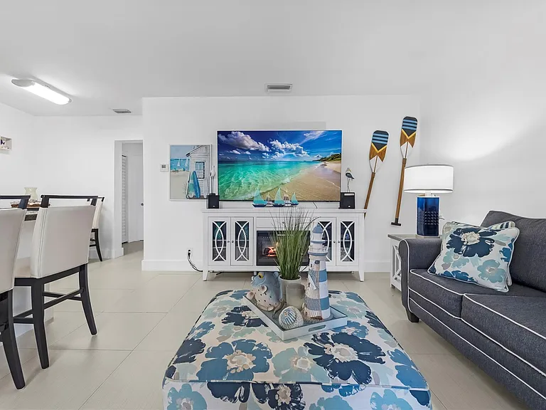 2600 S Ocean Dr #308 — Photo 6