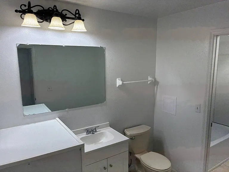 733 Pineville Ln — Photo 12