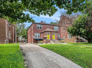 116 N 32nd Ave APT 1, Omaha, NE 68131