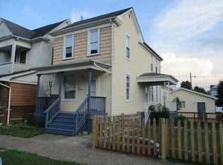 34 4th St, McMechen, WV 26040