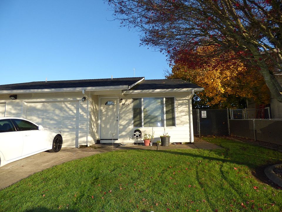 1st image of 4811-4813 Cougar Ct SE