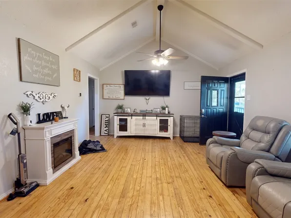 32894 County Road 2142, Kemp, TX 75143
