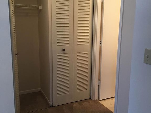 4th image of 6158 Laurel Dr APT 043