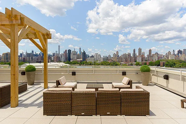 Rented by Keller Williams NYC | media 10