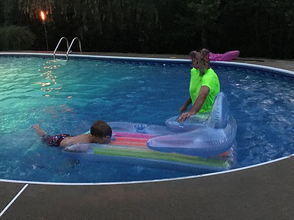 Pool 2017