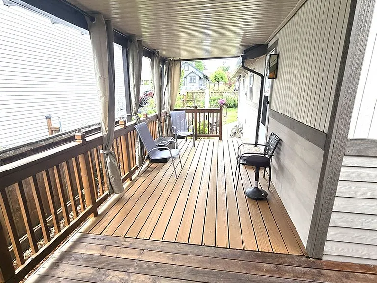 703 Barclay Hills Dr — Photo 21