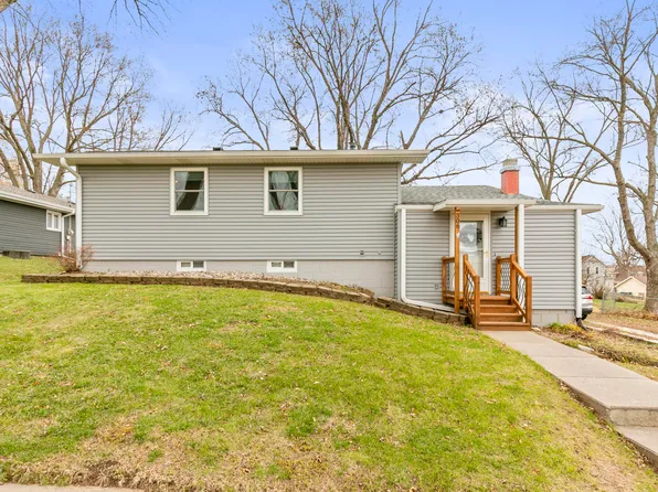 306 Lincoln St, Minden, IA 51553