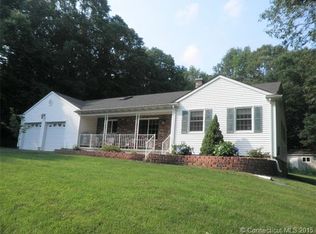 90 Newent Rd, Lisbon, CT 06351