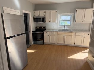 45 Narragansett Ave #1, Riverside, RI 02915
