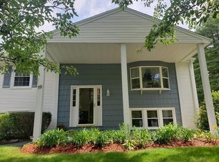 19 Millbrook Dr, Plainville, MA 02762