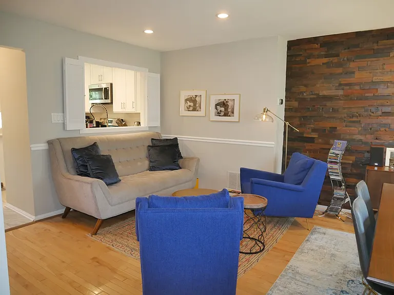 2774 Grovemore Ln — Photo 7