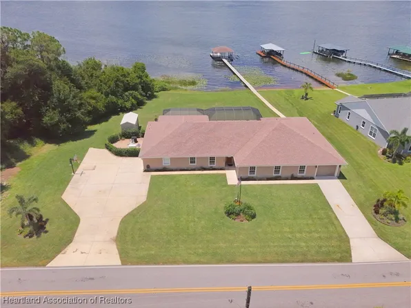 200 Cloverleaf Rd, Lake Placid, FL 33852