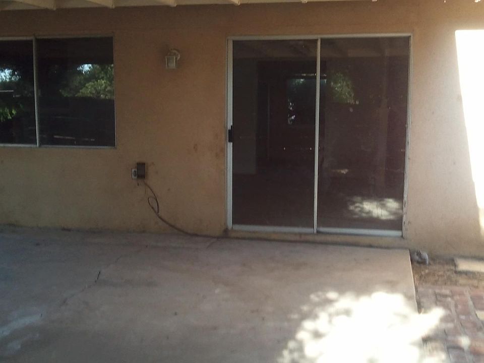 2nd image of 955 Homassel Ave