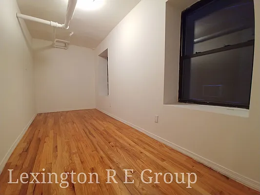 Rented by Lexington Real Estate Group | media 5
