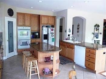 4th image of 5005 Silverhawk Way