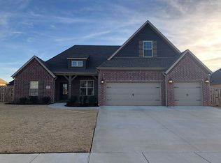 421 Romano Ave, Springdale, AR 72762