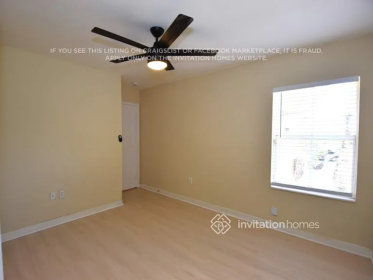 13272 NW 10th Ter — Photo 12