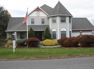 3116 Smoketown Rd, Lewisburg, PA 17837