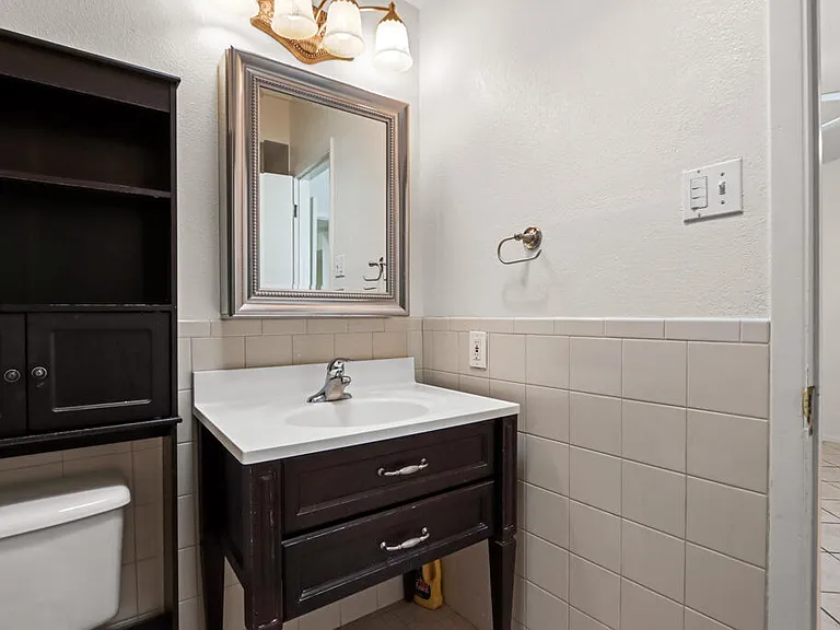 1600 Sumac Dr — Photo 23