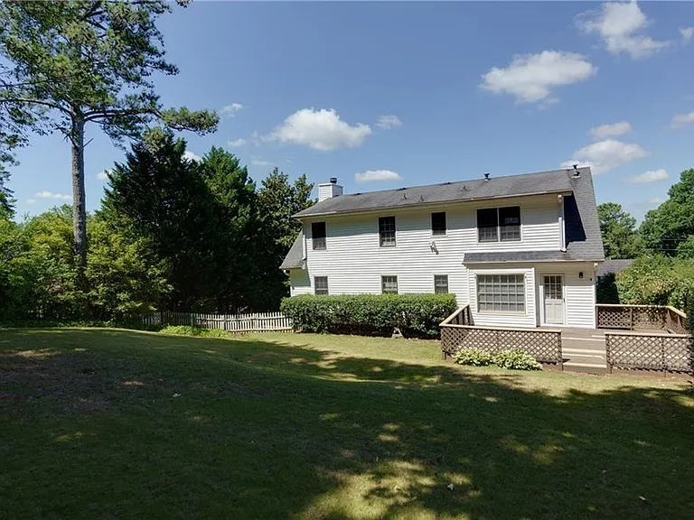 2890 Carrollton Ct — Photo 21