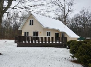 8012 W 140th St, Grant, MI 49327