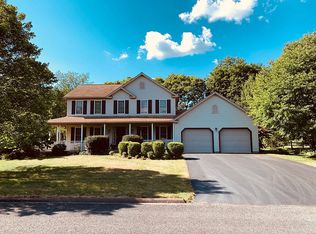 151 Ridgeway Dr, Lewisburg, PA 17837