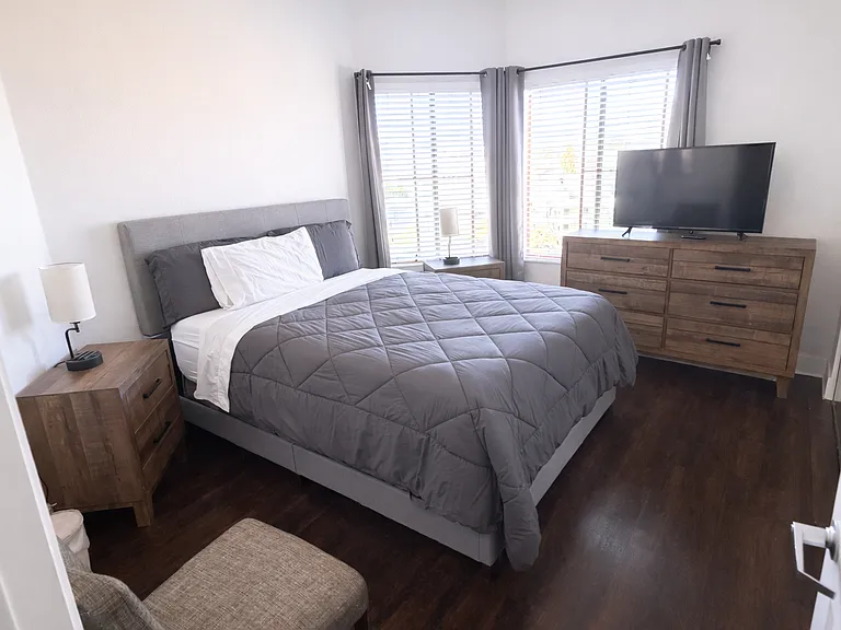 10740 Wilshire Blvd #605 — Photo 2