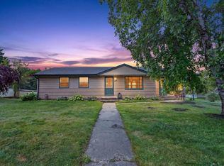408 Mitchell St, Coleraine, MN 55722