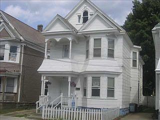 2nd image of 213 Victory Ave