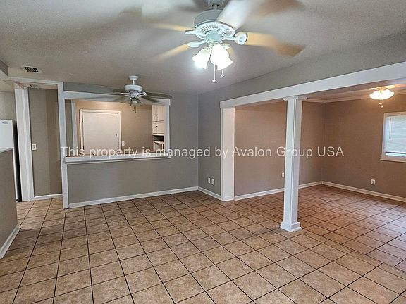 3rd image of 8020 Banville Dr