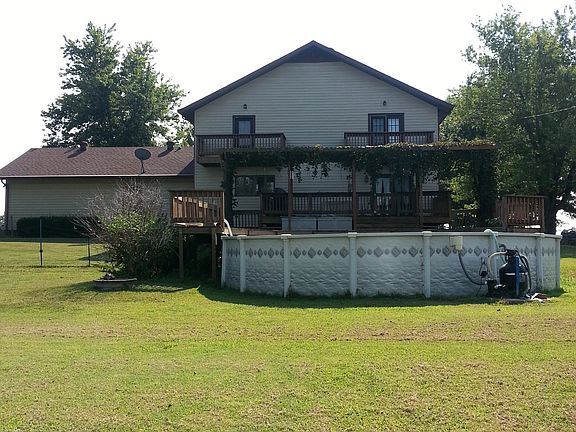 3rd image of 1456 County Road 614