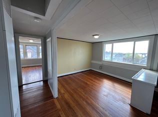 156 Pine St #3, Fall River, MA 02720