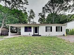 908 Kennesaw Dr, Forest Park, GA 30297