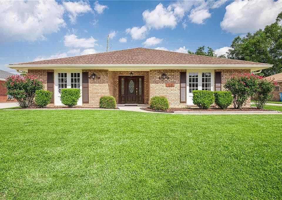 1st image of 138 Ducayet Dr
