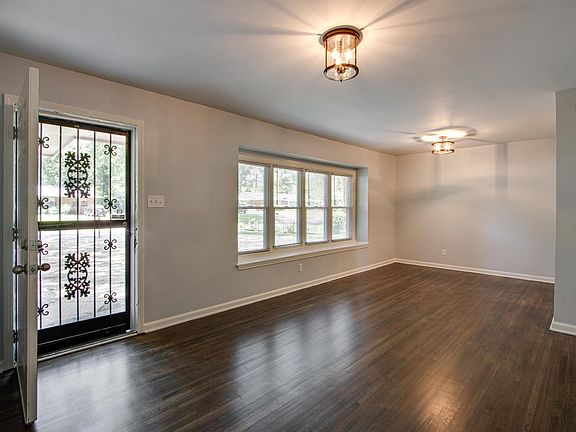 3rd image of 4382 Anna Dr