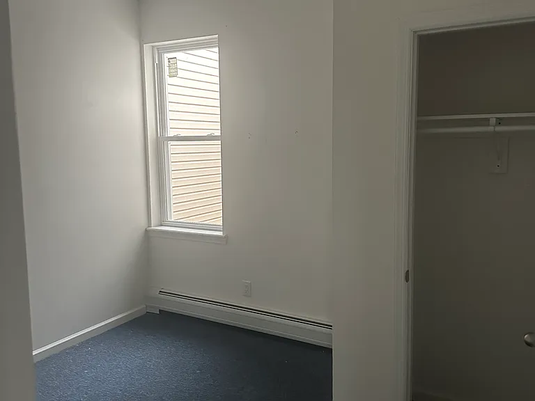 392 Cliff St #3 — Photo 6