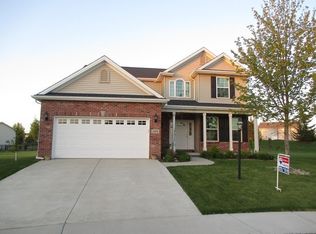 2523 W Carlisle Ln, Dunlap, IL 61525