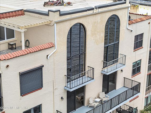 4th image of 2199 ASTOR Street #503