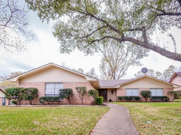 1219 Lexington Dr, Corsicana, TX 75110