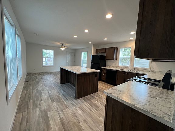 3rd image of 8454 Maurice Ct #188