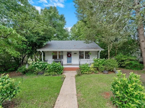 11 Brooks Ave, Greenville, SC 29617