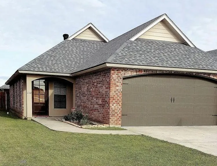 112 Meadowhollow Dr — Photo 2