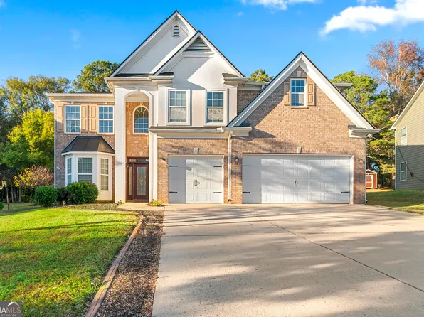 2404 McIntosh Dr, Locust Grove, GA 30248