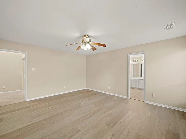 6355 Northland Dr — Photo 15