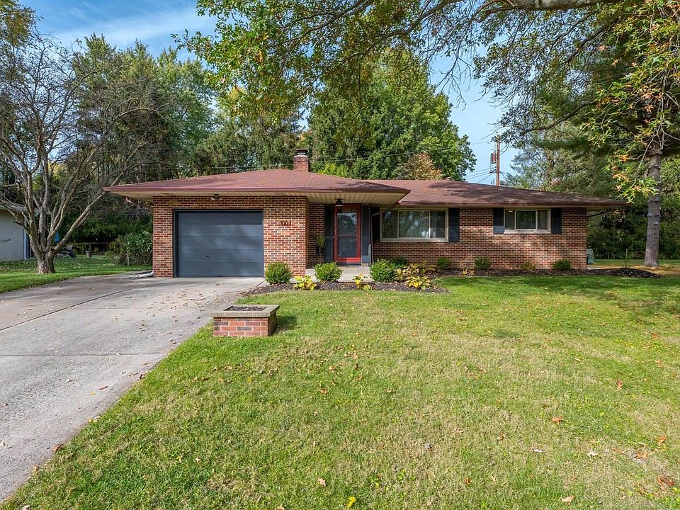 1st image of 100 Orchard Hill Ct