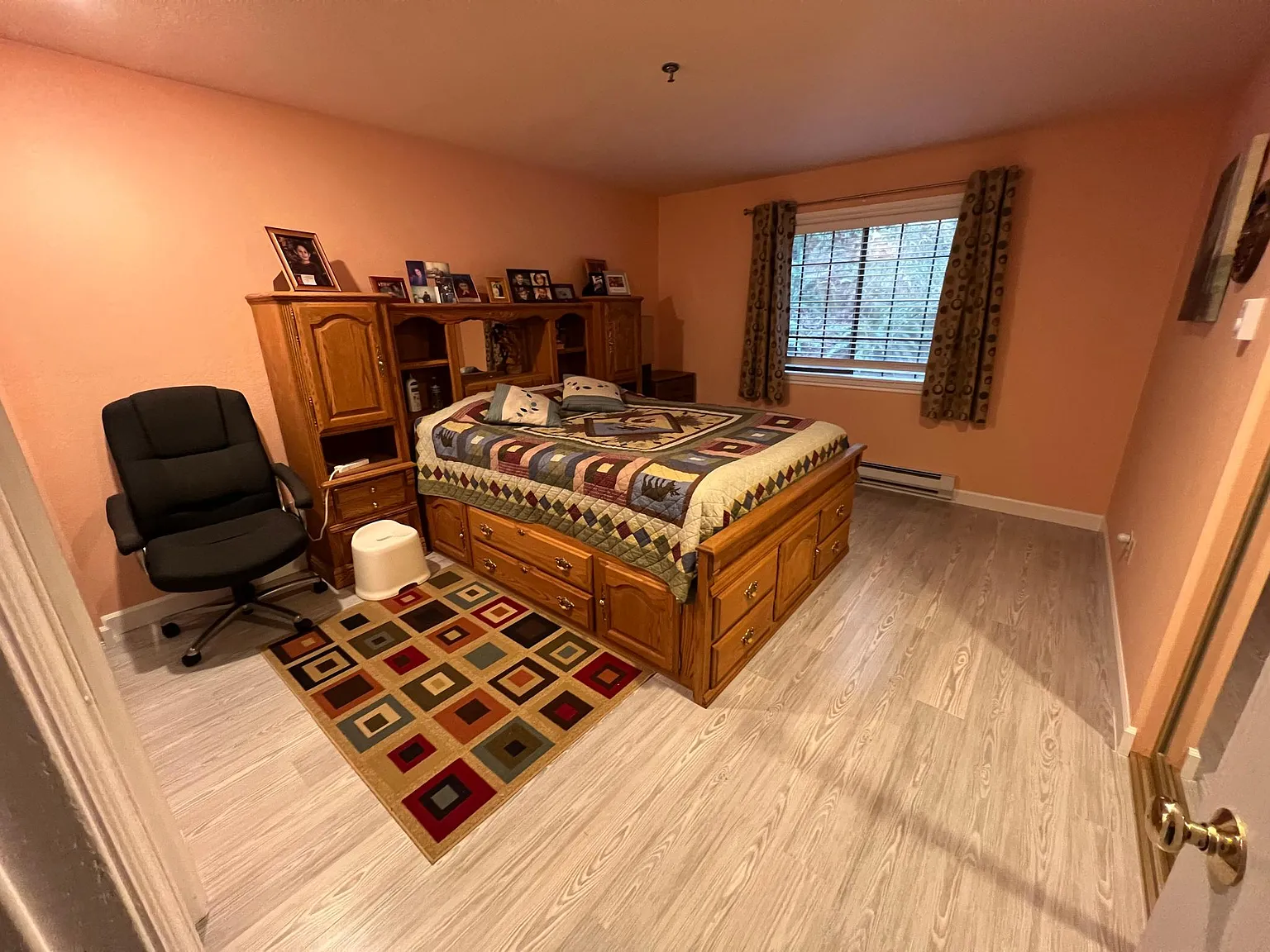 2 bed, 936 sqft, $2,500 — Photo 4