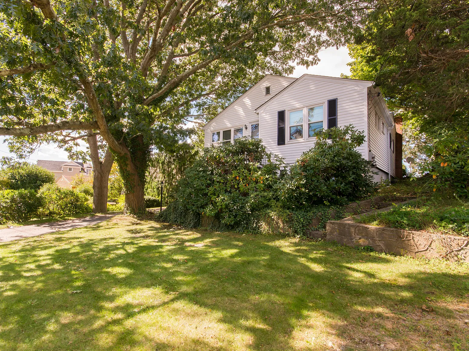 2 bed, 2.5 bath, 1208 sqft, $3,500 — Photo 4
